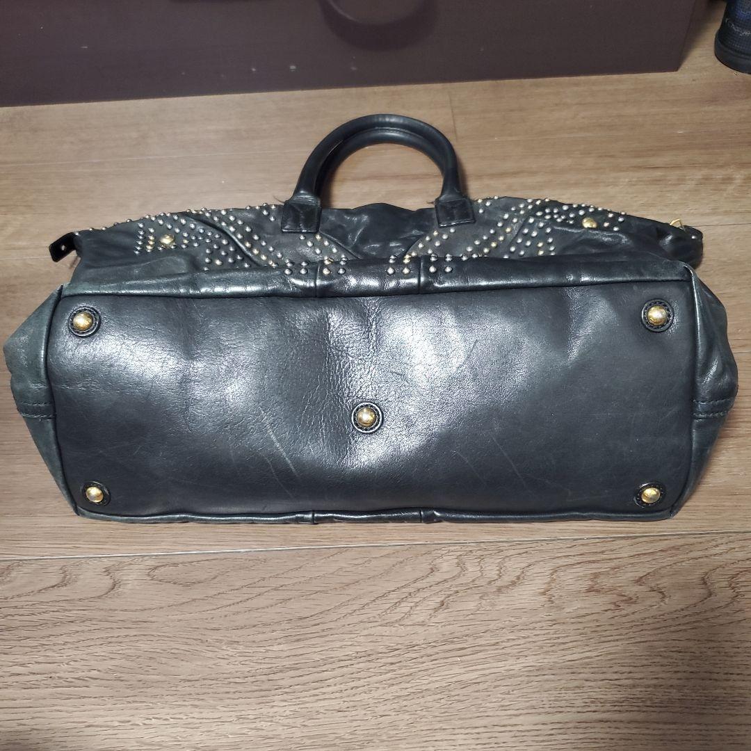 イヴ・サンローラン　スタッズバッグ　SAINT LAURENT