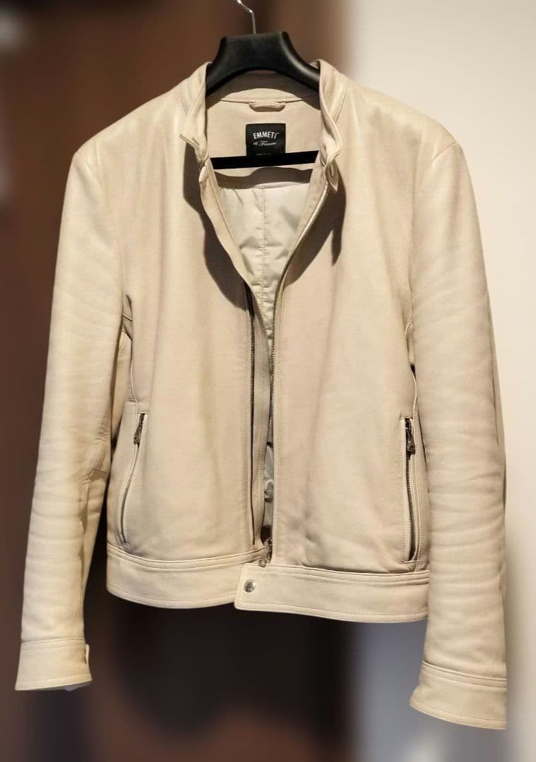 【Sei-Chanです】エンメティ ライダースラムレザー　アイボリー　50