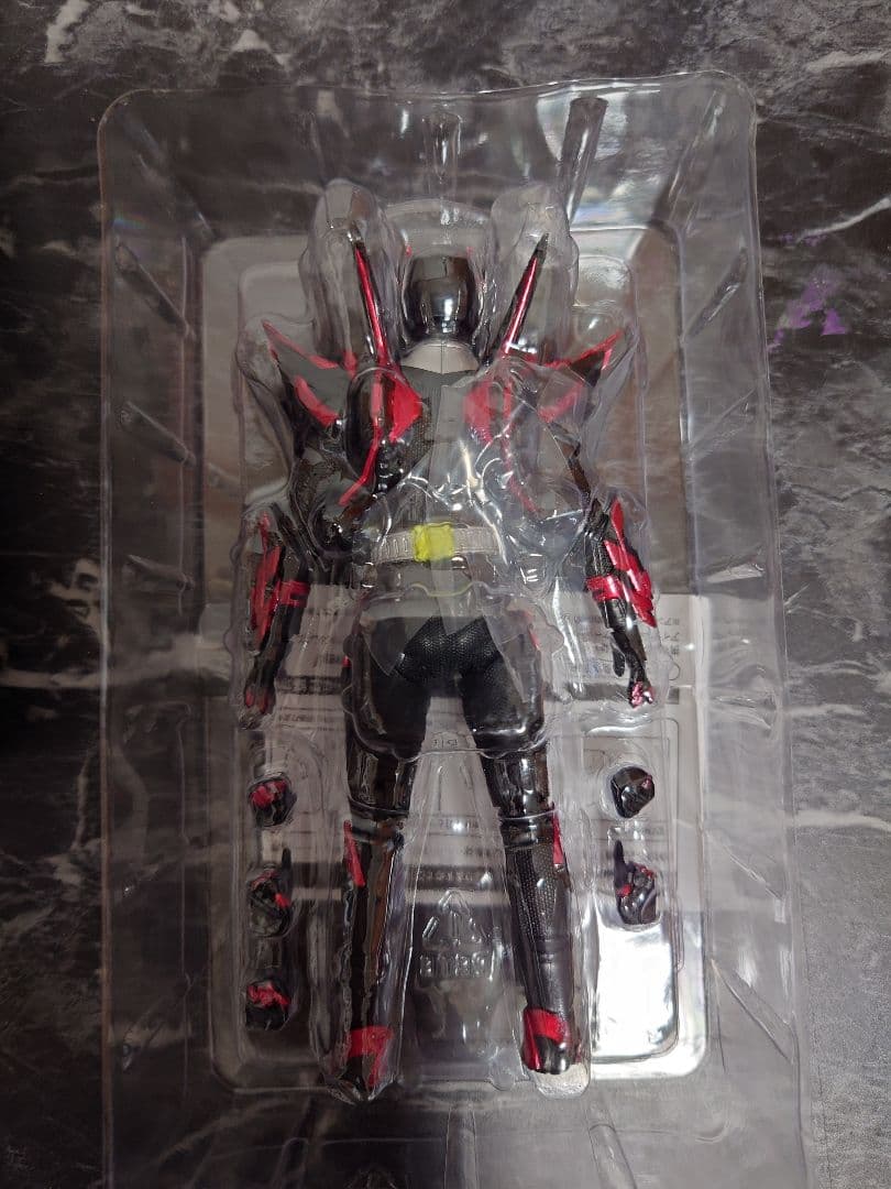 S.H.figuartsヘルライジングホッパー、リアライジングホッパー