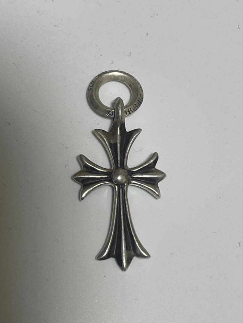 クロムハーツ　タイニーchクロス