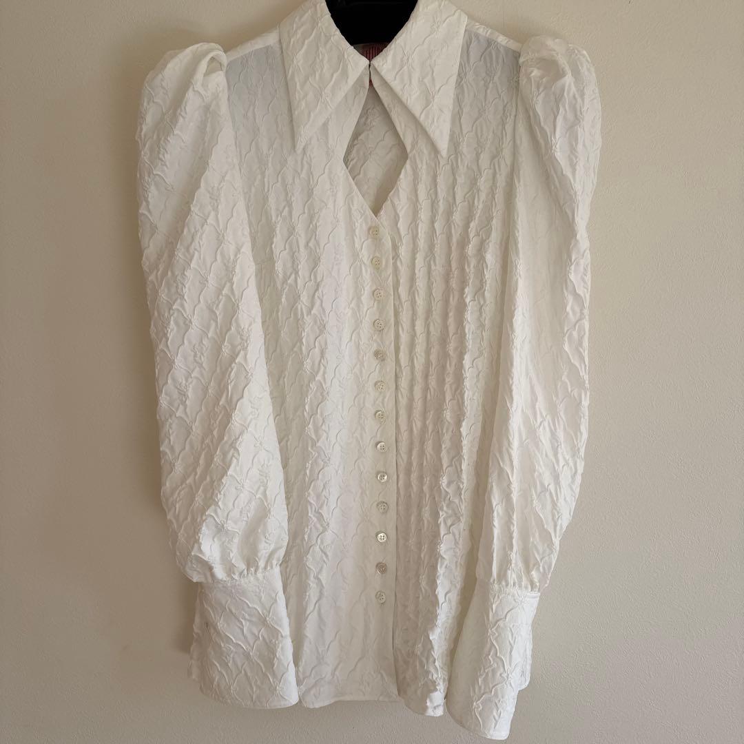 ホワイト パフスリーブ シャツ