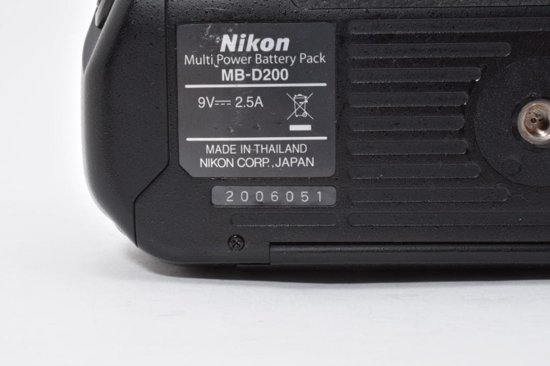 ニコン NIKON D200ボディ＋MB-D200