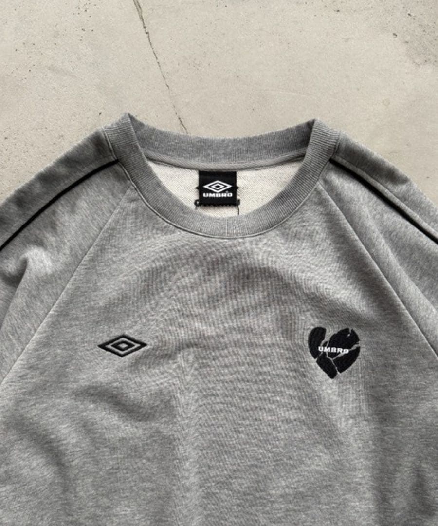 さ*や様 【 UMBRO×ONCILY 】パイピングドローコードスウェット