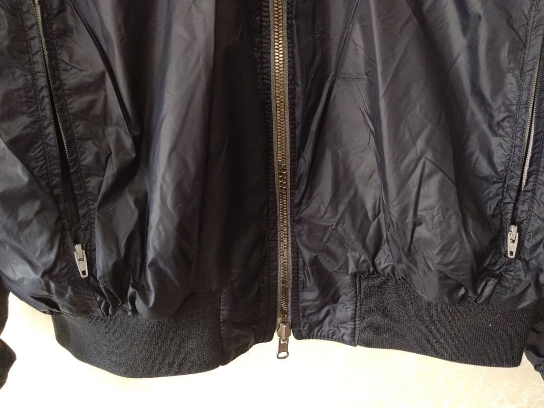 ブルネロ・クチネリイタリア製リバーシブルレザーブルゾン