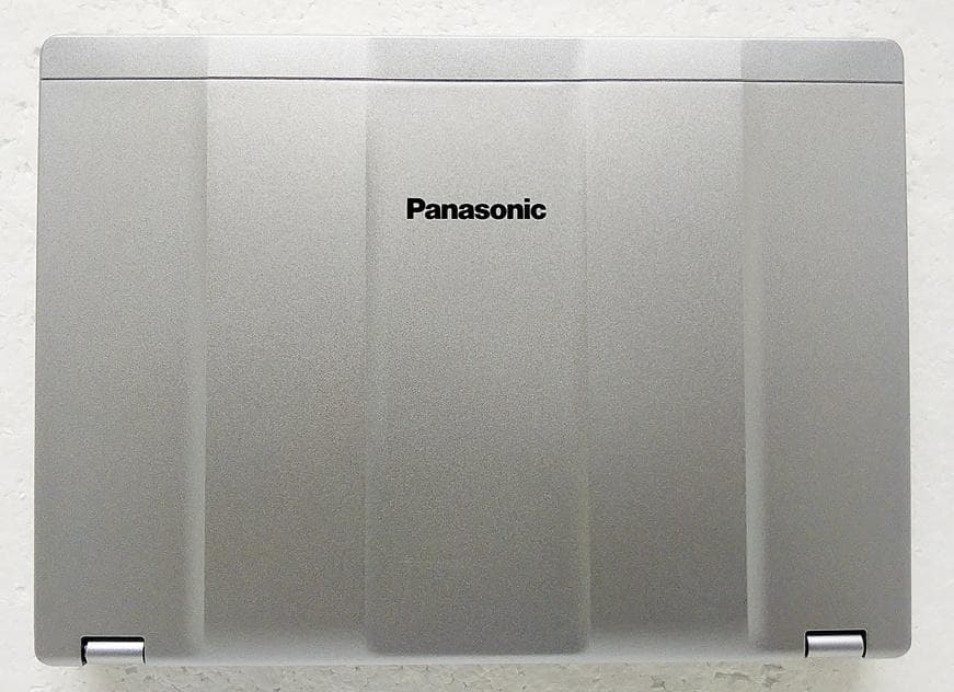 軽量コンパクト Panasonic CF-SZ6（LTE対応）