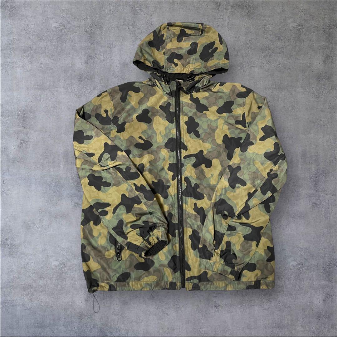 COACH リバーシブル ナイロン フーディ