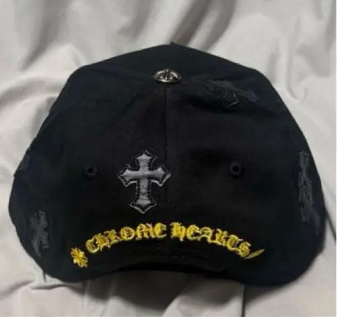 CHROME HEARTS ロゴ刺繍　ベースボールキャップ