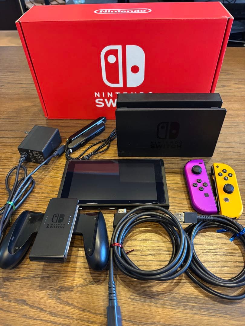 Nintendo Switch 本体 Joy-Con付き 赤箱