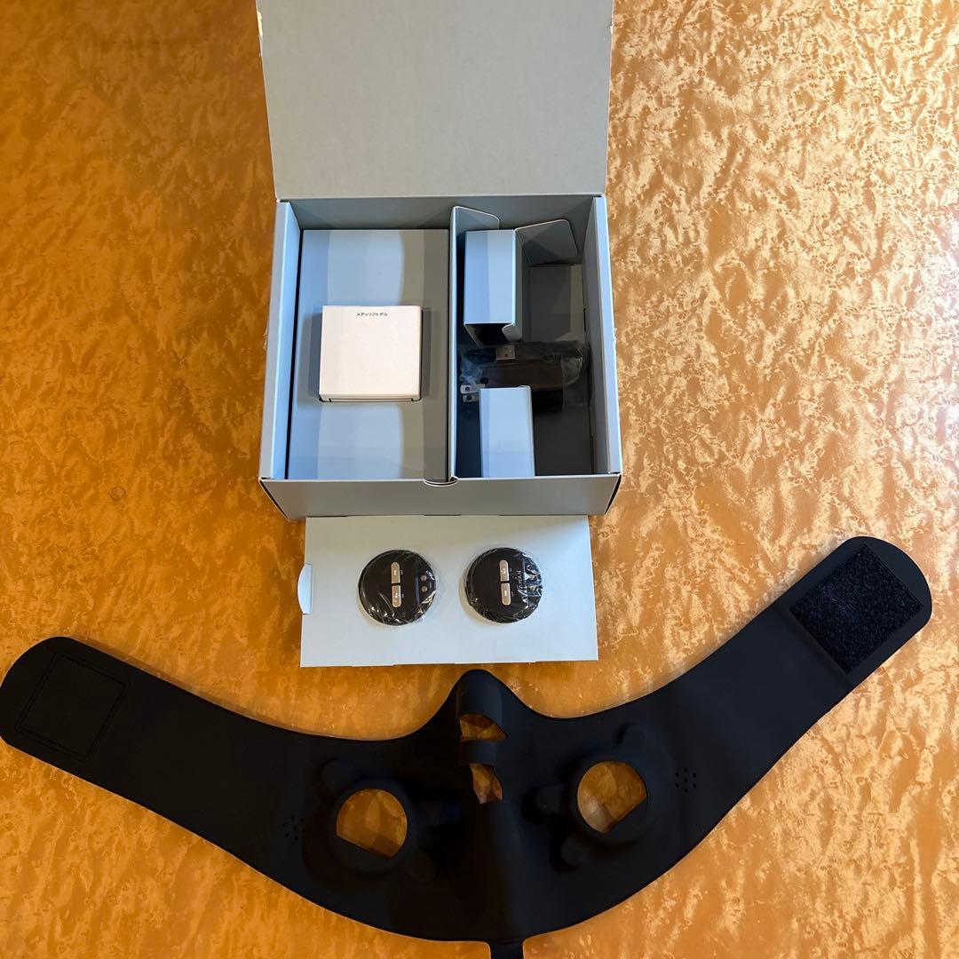 YA−MAN EPM-18BB ウェアラブルEMS美顔器 メディリフトプラス