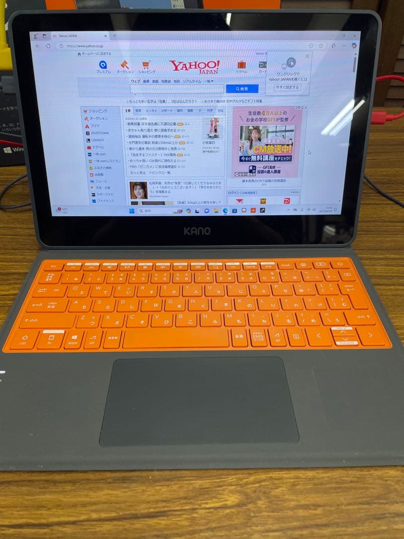KANO-PC Windows タブレット 【現状AC駆動のみ】