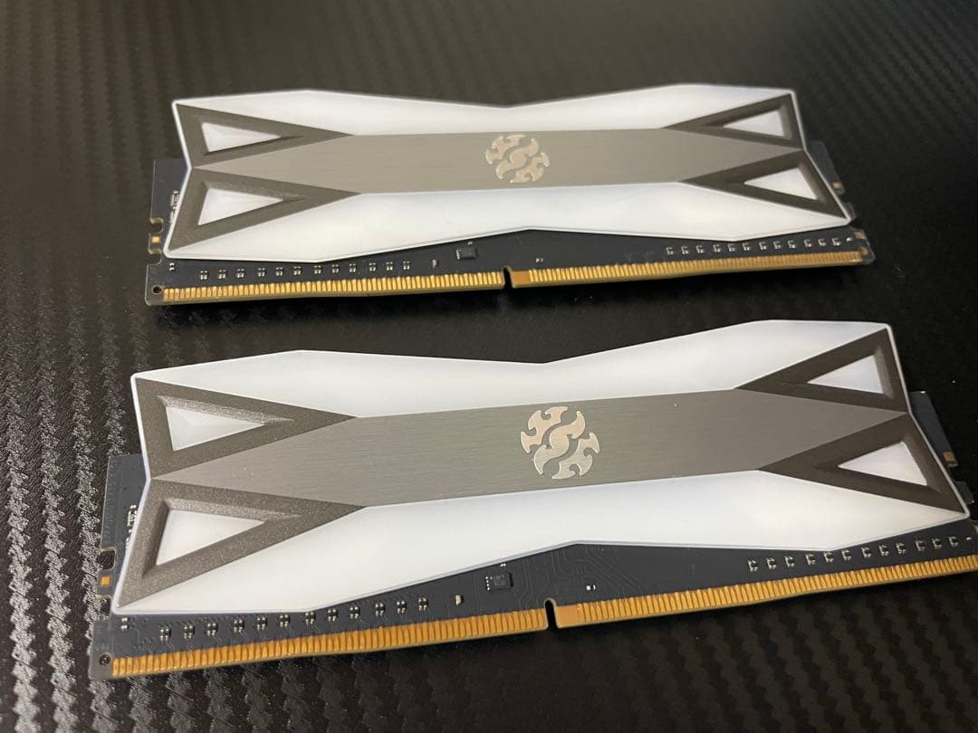 XPG ddr4-3200 32GB（16GB×2）