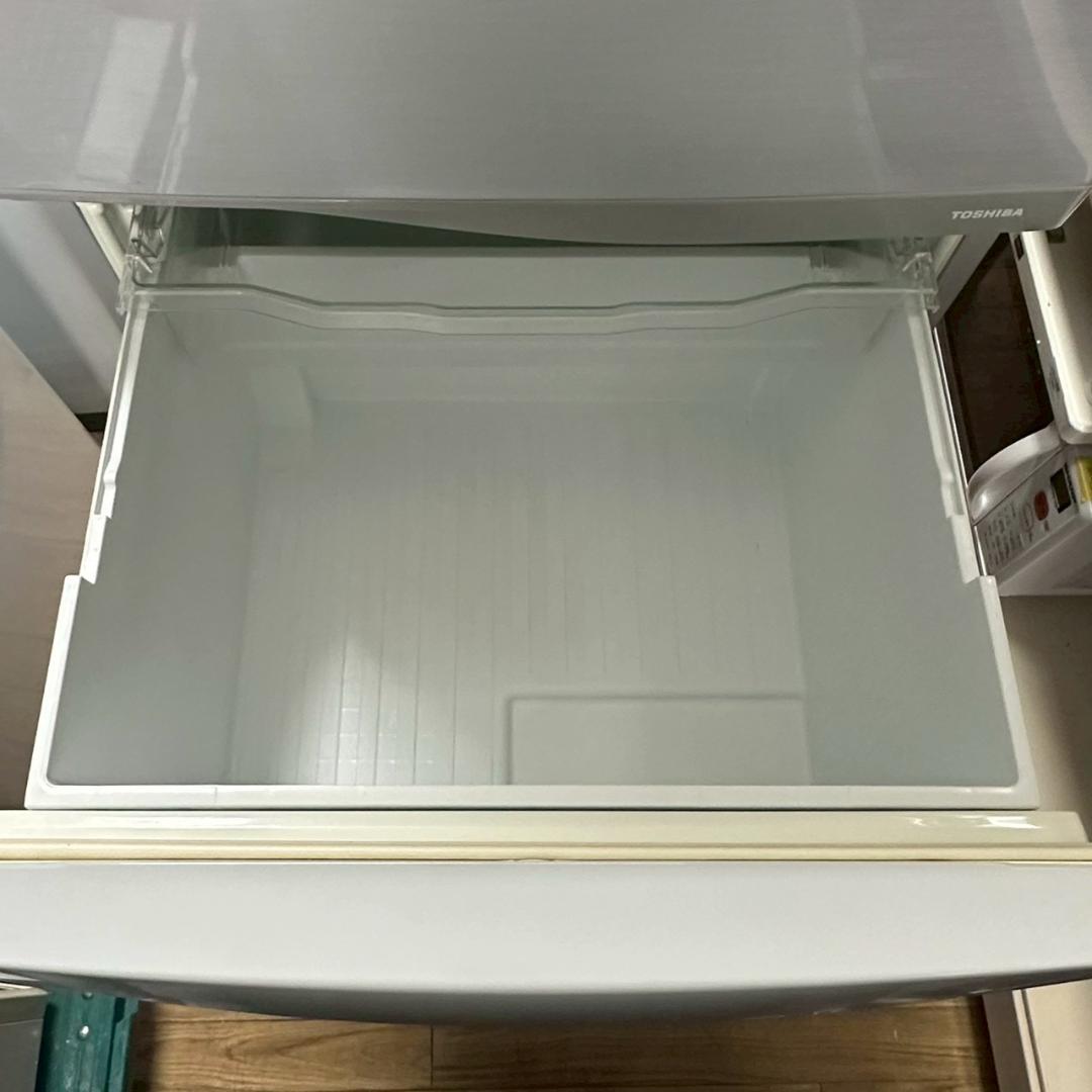 iΦ TOSHIBA 冷凍冷蔵庫 置けちゃうスリム GR-E34N 340L ①