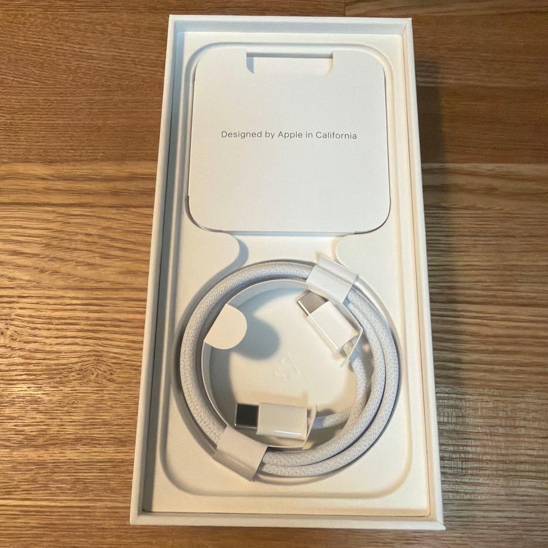 iPhone 15 Pro 128GB ホワイトチタニウム SIMフリー