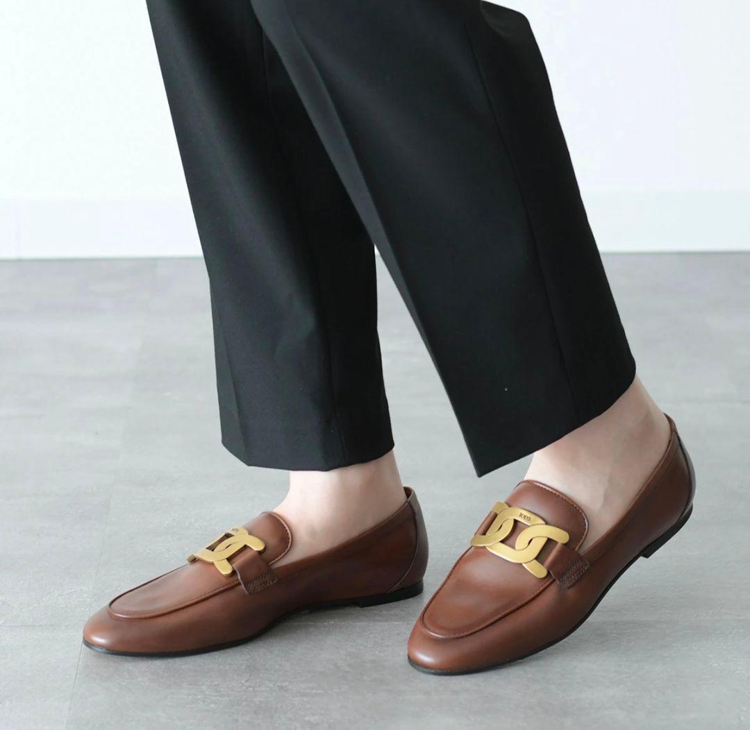 TOD'S ケイト レザー ローファー