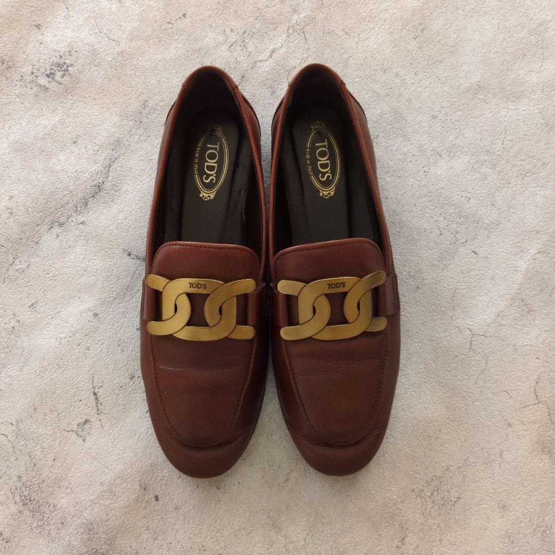 TOD'S ケイト レザー ローファー