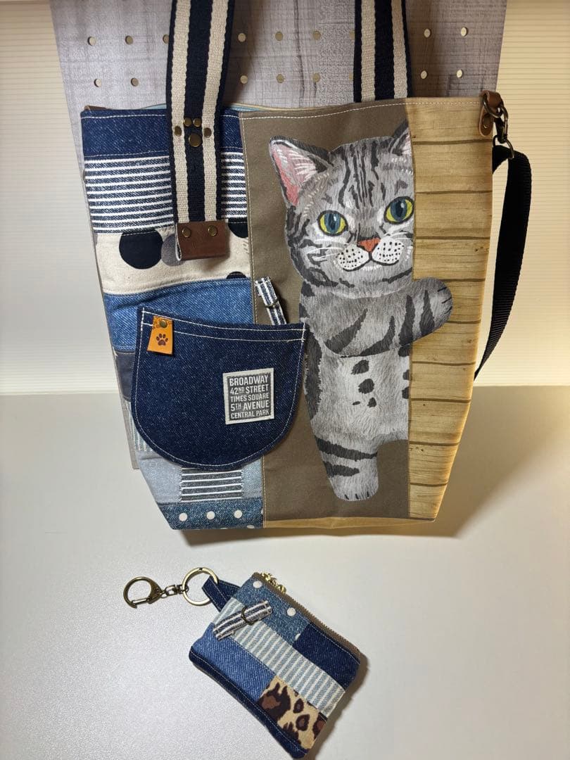 I*様 ひょっこり猫ちゃんのデニム風パッチワーク★トートバッグ＆キーケース　サコ