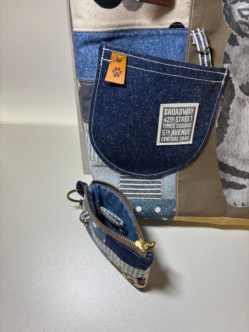I*様 ひょっこり猫ちゃんのデニム風パッチワーク★トートバッグ＆キーケース　サコ