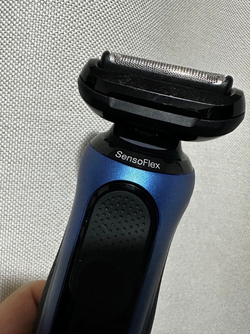 【未使用品】　BRAUN ブラウン　シリーズ6 61-B7200cc