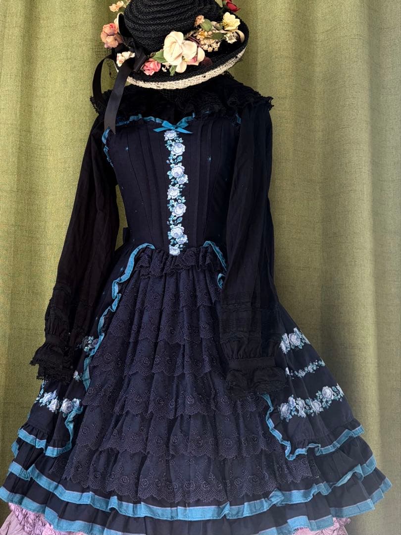 Innocent world 薔薇レースジャンスカ