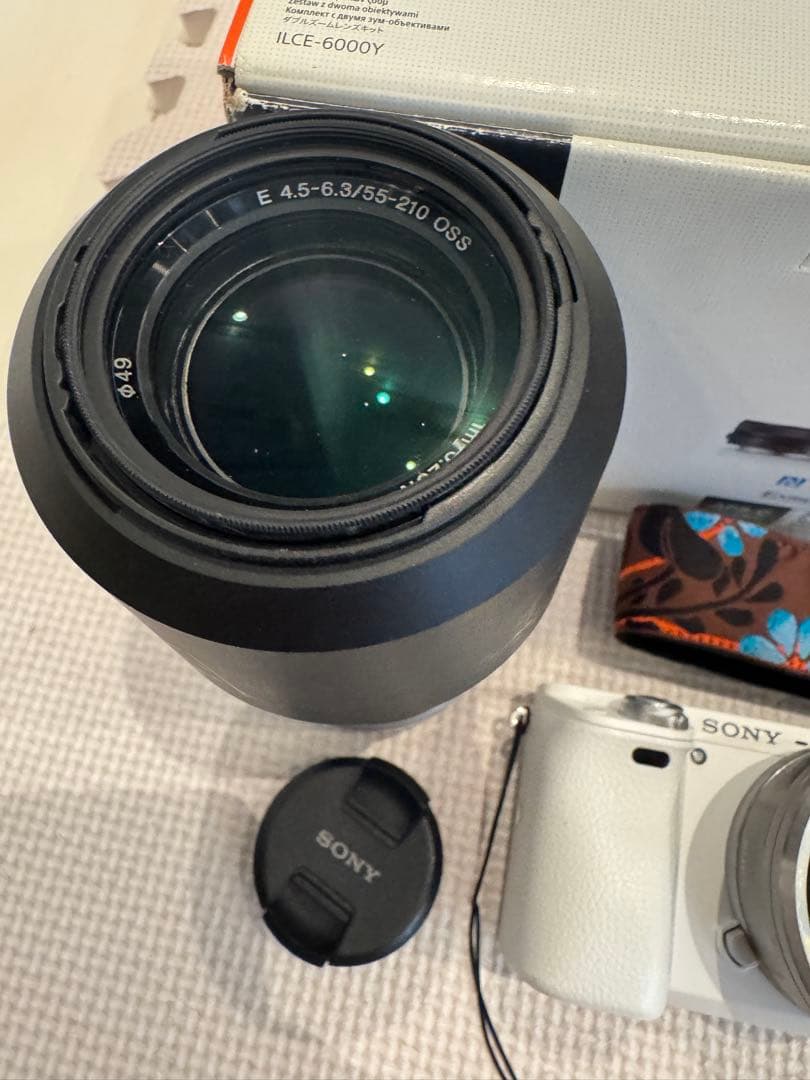 SONY ソニー α6000 ミラーレス一眼レフセット　美品