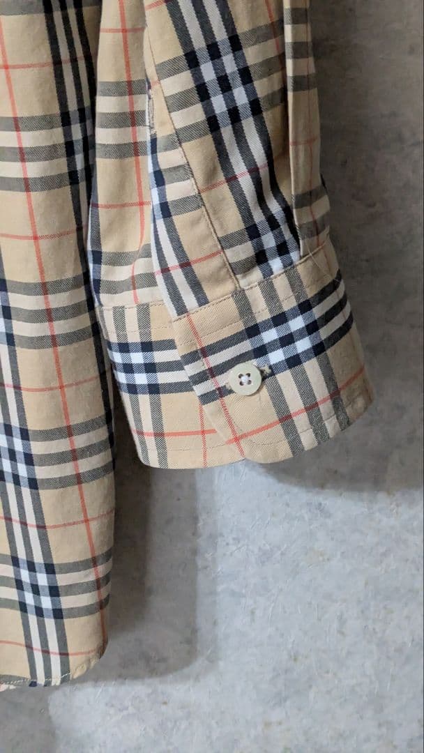 ✨お値下げ✨BURBERRY メンズシャツ Ｌ クリーニング済み ボタンダウン