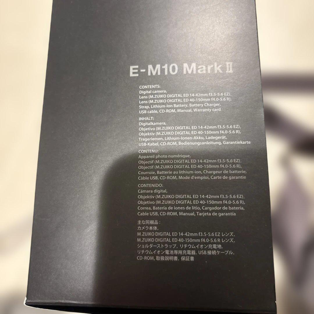 （極美品）OLYMPUS E-M10 Mark II本体　レンズ2本　バッグ付