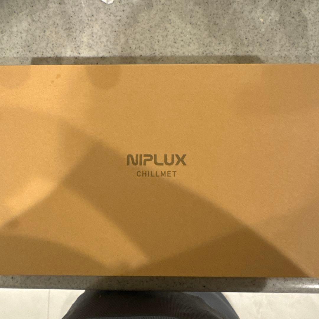 ヘッドリラクゼーション器 NIPLUX CHILLMET