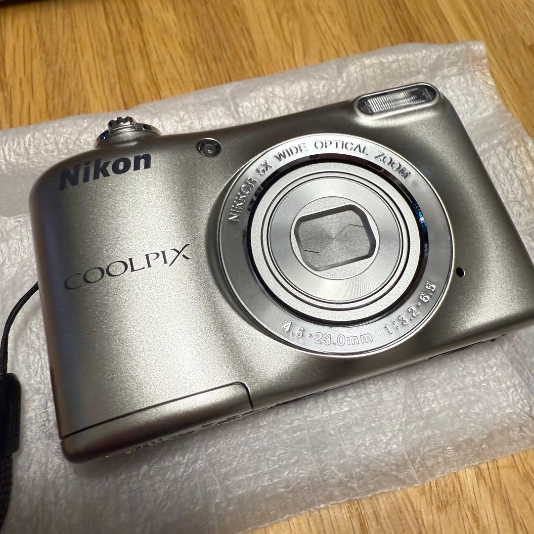 極美品　Nikon COOLPIX L31 デジカメ