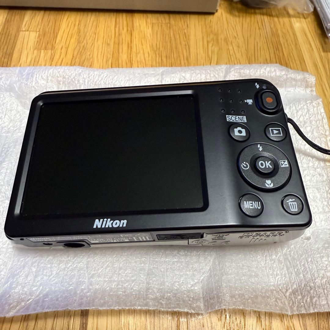 極美品　Nikon COOLPIX L31 デジカメ