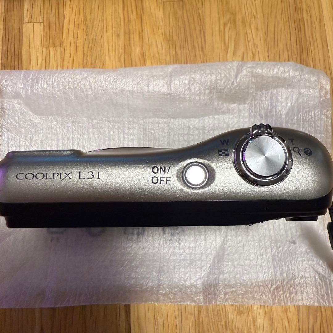 極美品　Nikon COOLPIX L31 デジカメ