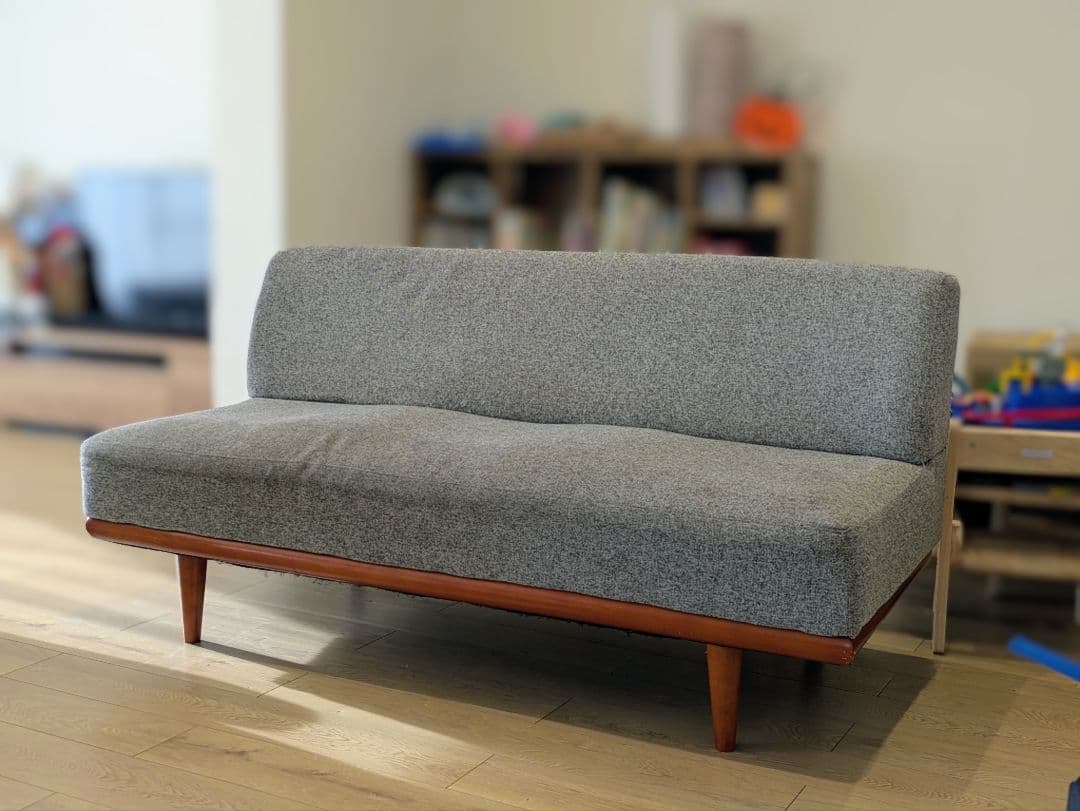 【北欧デザイン】2.5人掛けアームレスソファ グレー 幅145cm 木製フレーム