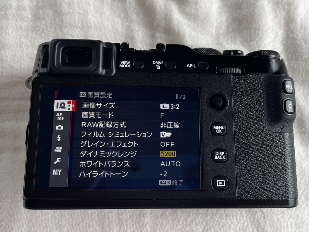 富士フイルム　X-E3