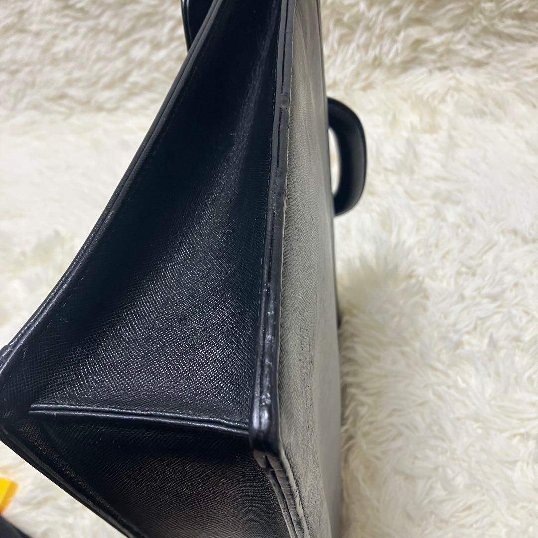 バーバリー ビジネスバッグ ブリーフケース サフィアーノレザー 鍵付き A4 黒