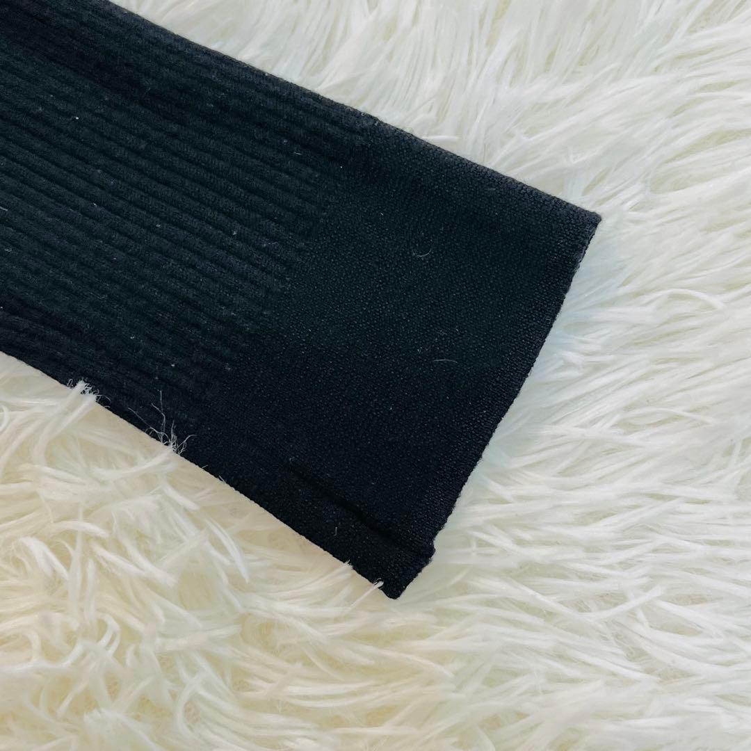 ジョンスメドレー　マーガレットハウエル　別注　タートルネック　黒