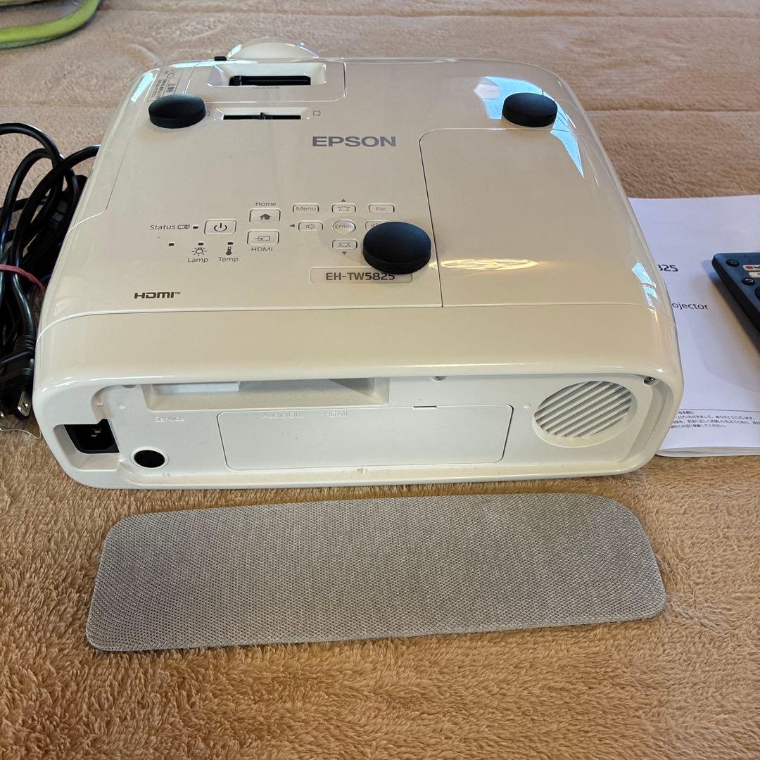 エプソン　ホームプロジェクター EH-TW5825