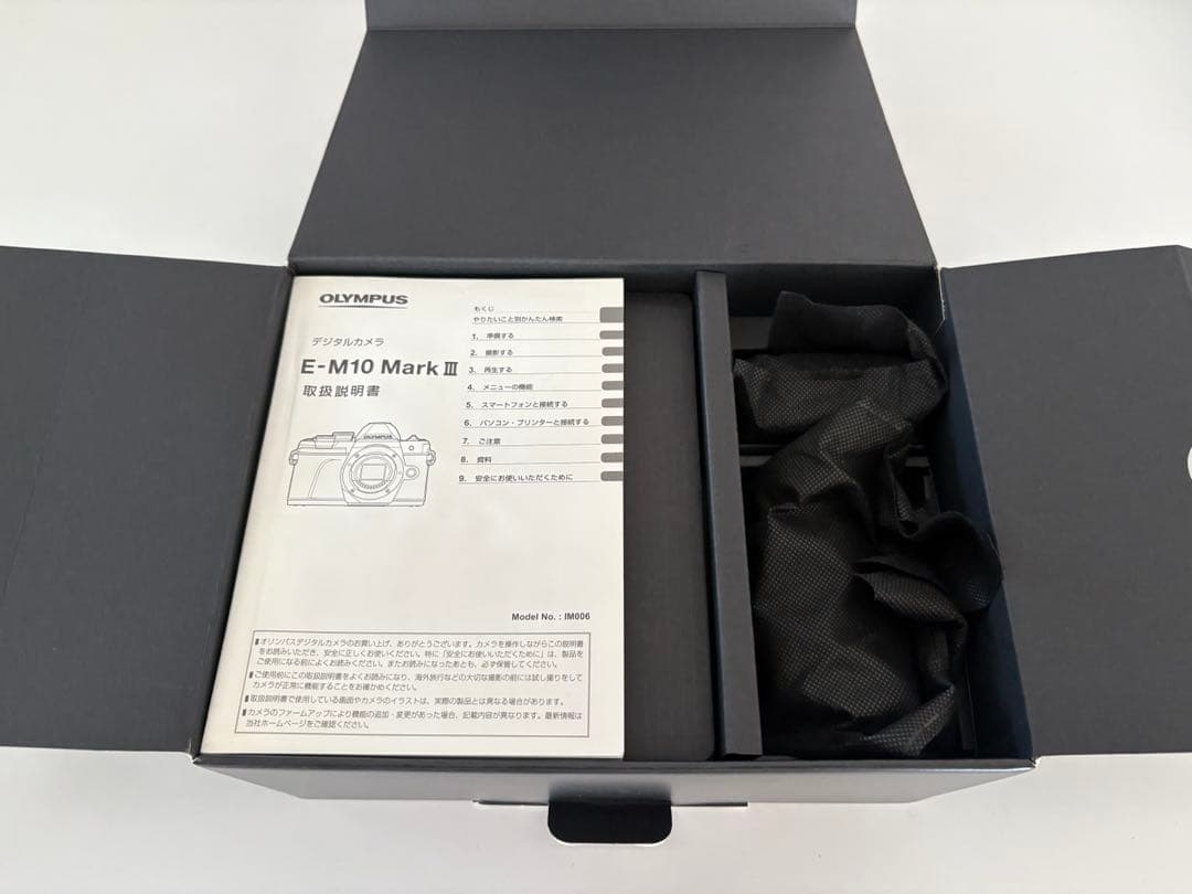 【シャッター回数2,456回】OLYMPUS OM-D E-M10 Mark Ⅲ