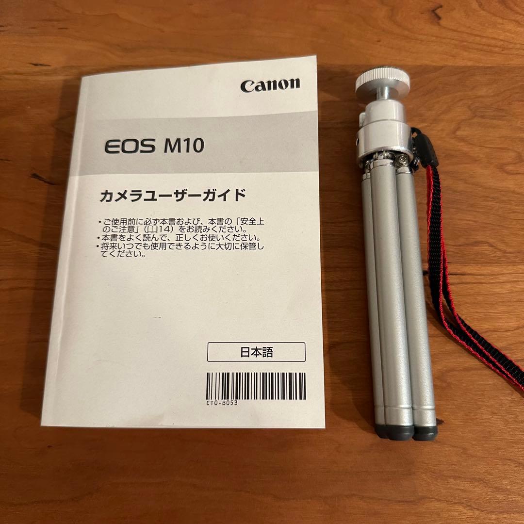 Canon EOS M10 ダブルレンズセット ミラーレス　カメラ　美品