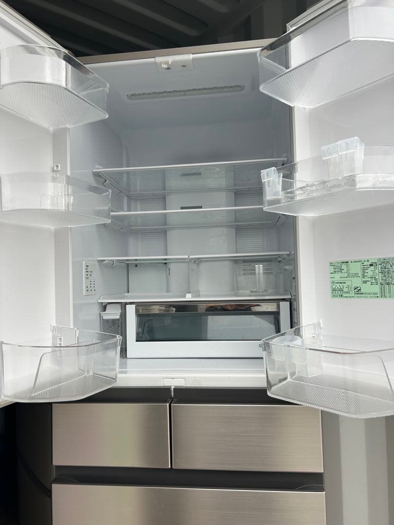 美品　HITACHI 2022年　大型冷蔵庫　埼玉県川口市より無料配達