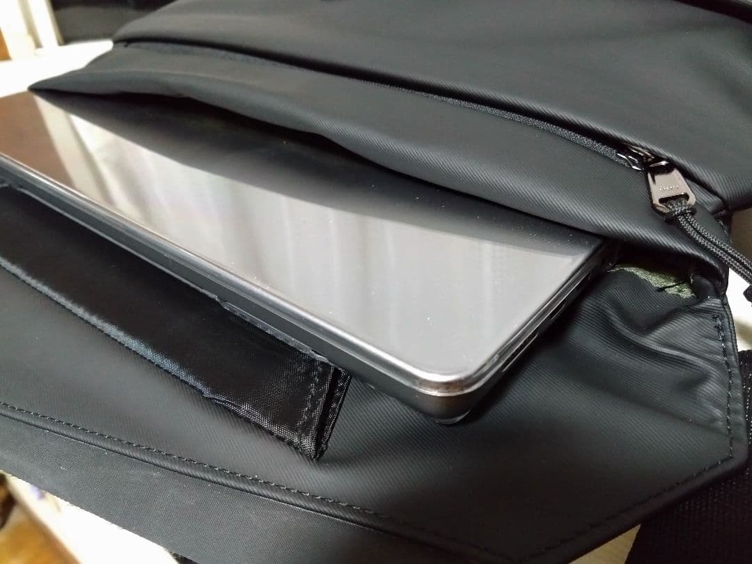 SEKKEI MX-sling　拡張するスリングバッグ