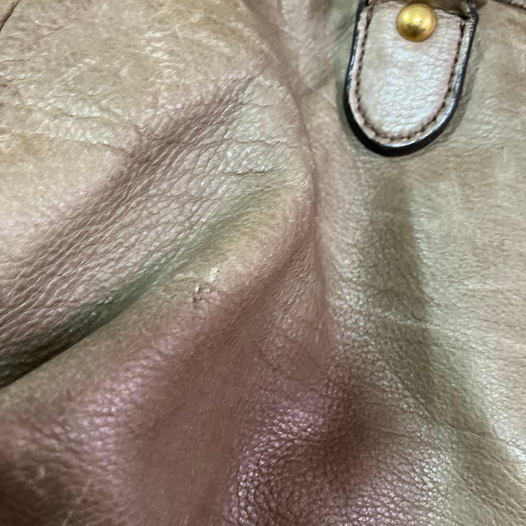 ミュウミュウ　ハンドバッグ