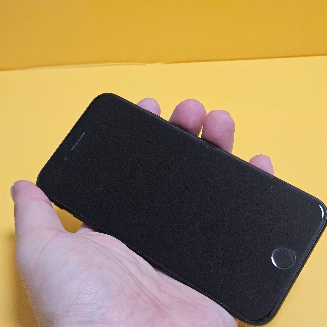 iPhone SE2 128GB｜24時間以内発送#204