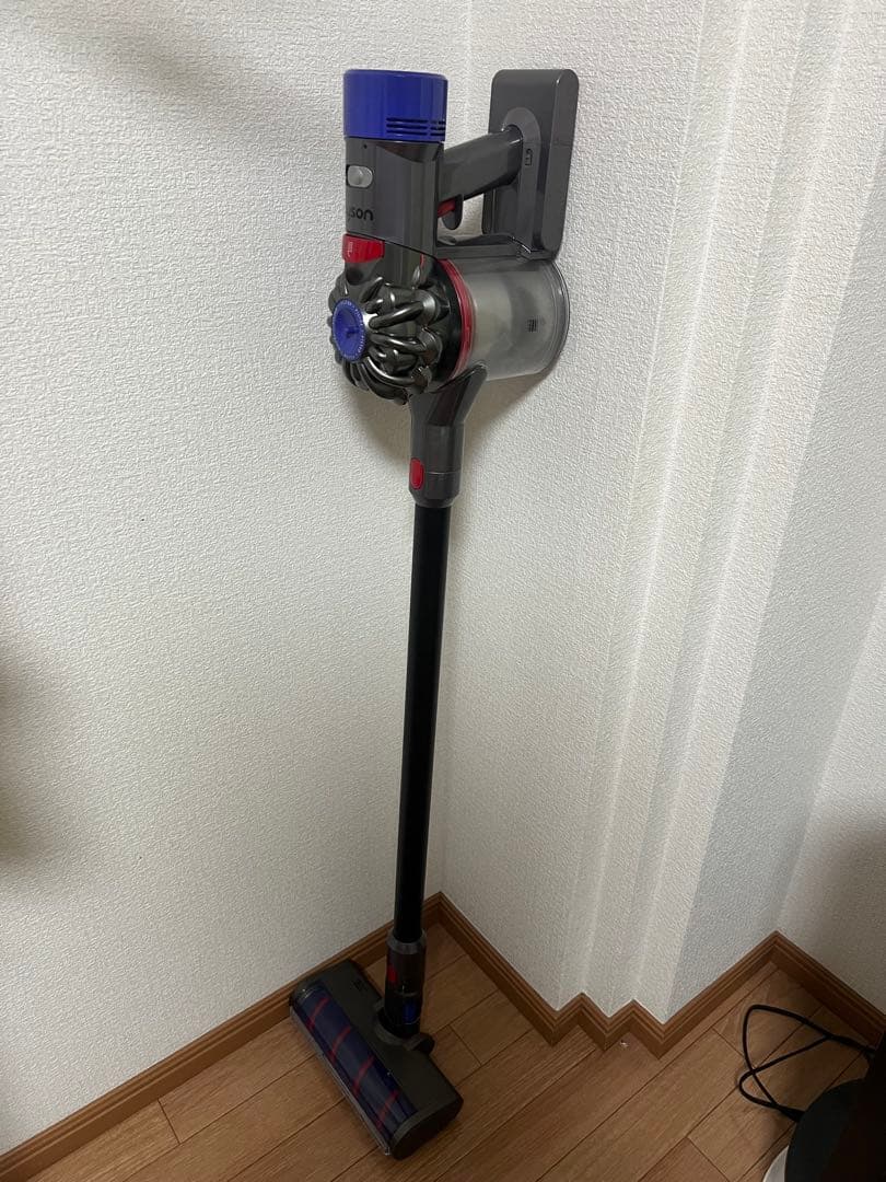 ダイソン v8 fluffy extra Dyson