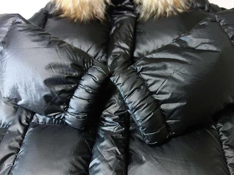 rin PRADA Foxファーフーディ トライアングル ダウンジャケット