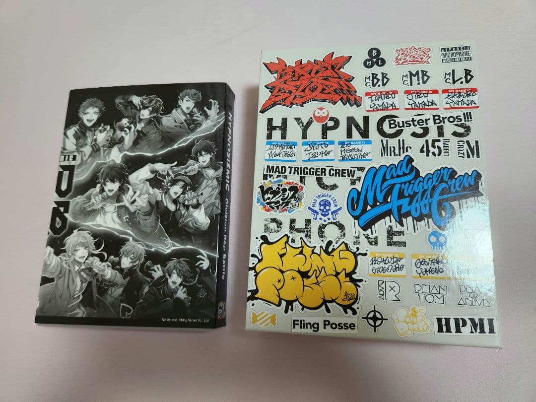 ヒプノシスマイクCD11枚＋缶バッジ18種＋スリーブケース2個