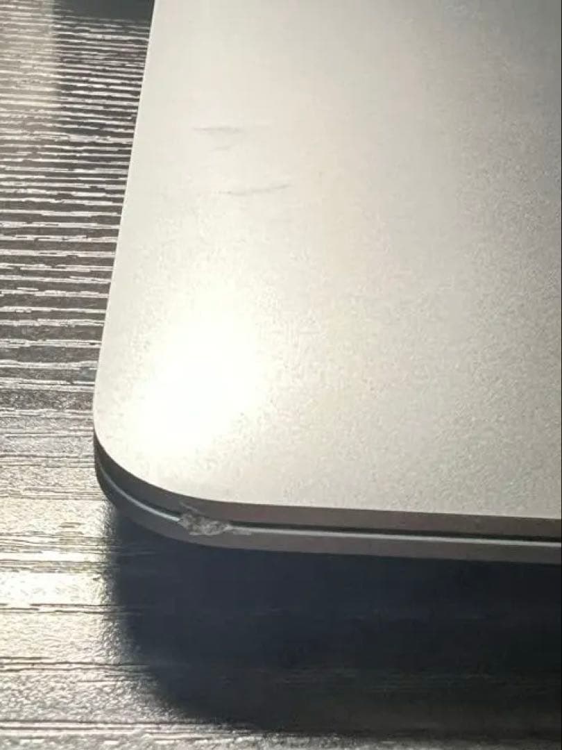 Macbook Air 2020 Core i3 シルバー