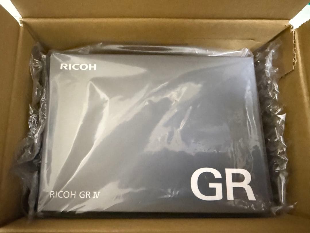RICOH GR VI 即日発送新品未使用品 保証書店舗印有