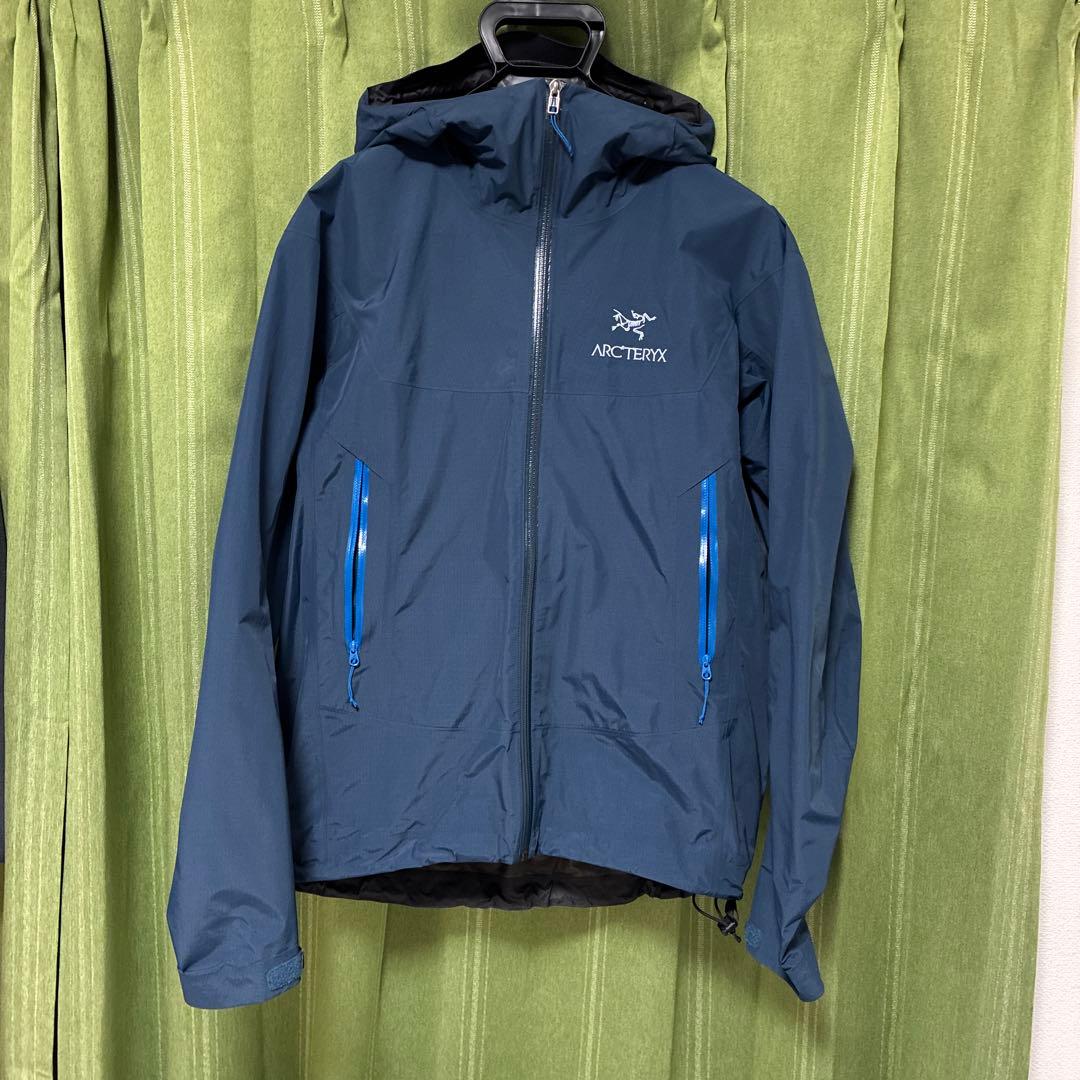 ARC'TERYX beta slジャケット