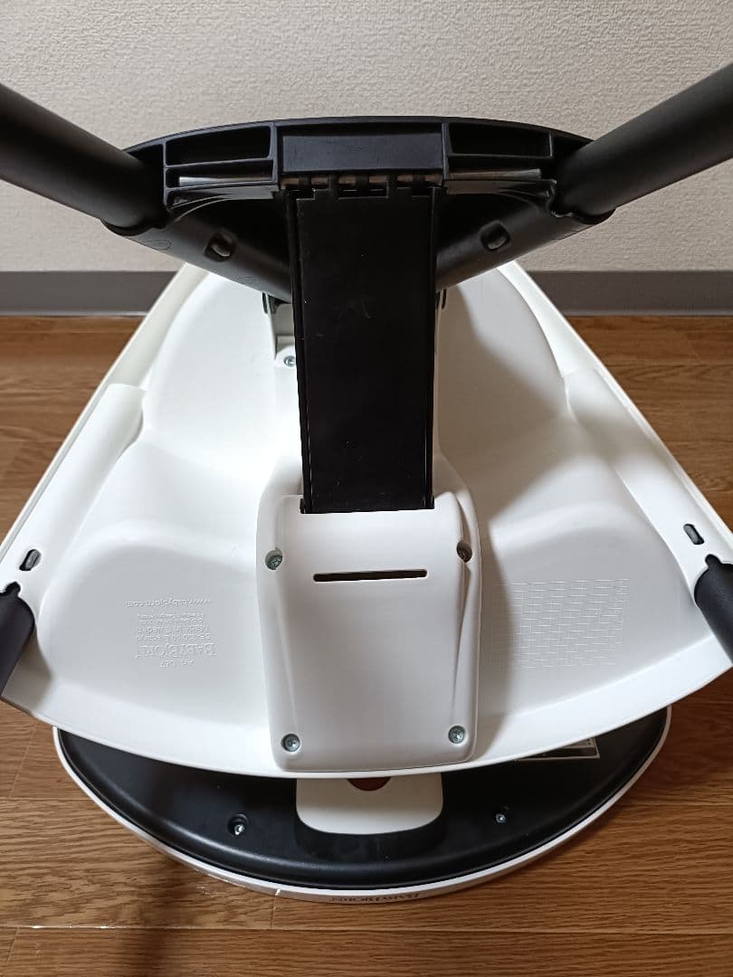 BABY BJORN　ベビービョルンのハイチェア