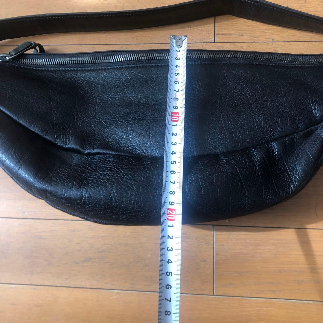 jam  made黒レザーボディバッグ500ml4本入ります