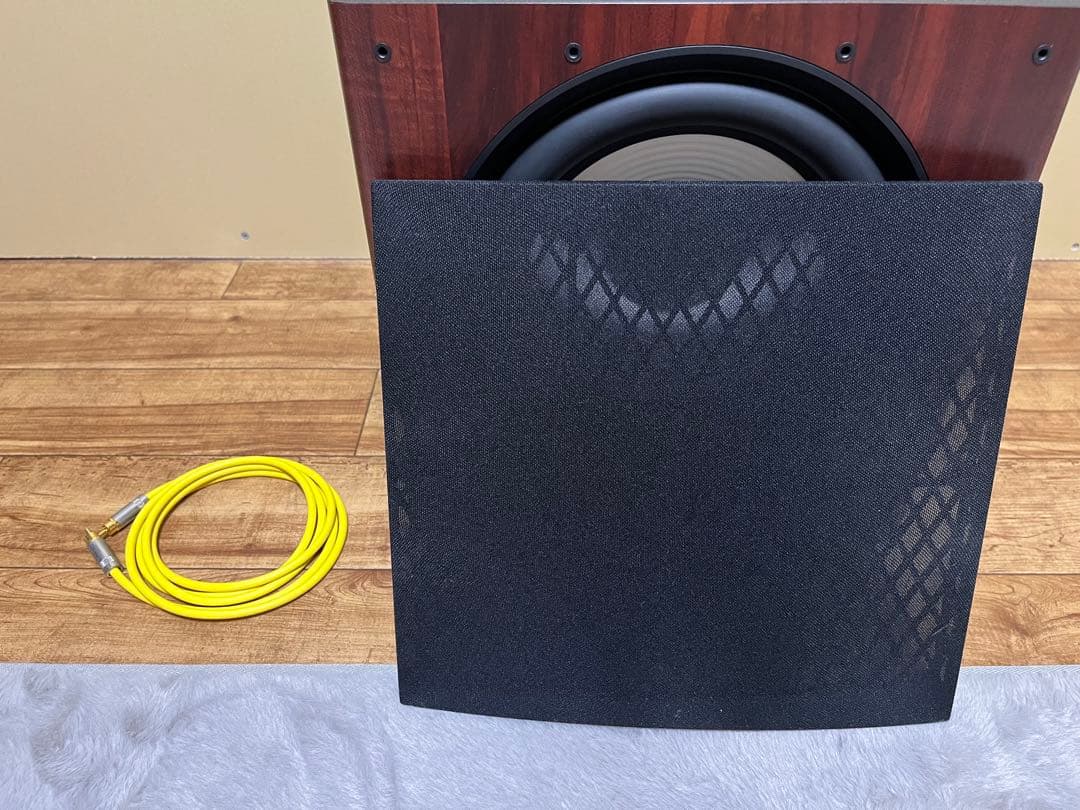 美品 JBL STAGE A100P サブウーファー